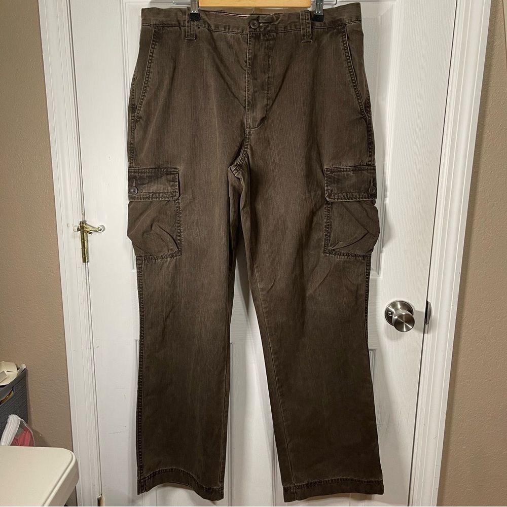 Dockers D4 Relaxed Fit Men’s Khaki Cargo Pants